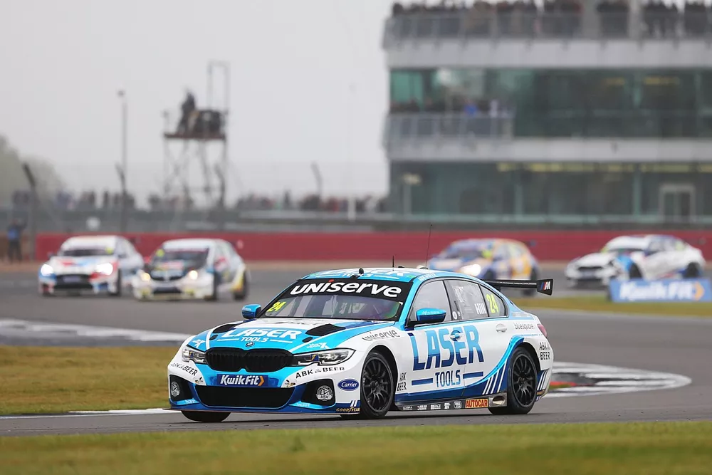 Jake Hill, Laser Tools Racing with MB Motorsport BMW 330e M Sport 