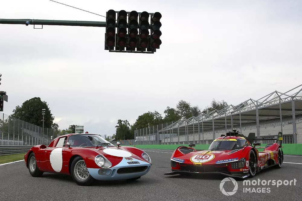 Ferrari 250 LM, #50 Ferrari AF Corse Ferrari 499P: Antonio Fuoco, Miguel Molina, Nicklas Nielsen