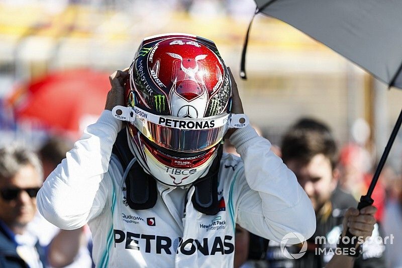 Lewis Hamilton, Mercedes AMG F1, on the grid