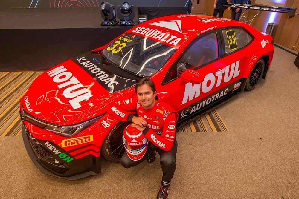 Nelsinho Piquet estar&aacute; junto a seu irm&atilde;o Pedro na Corrida de Duplas