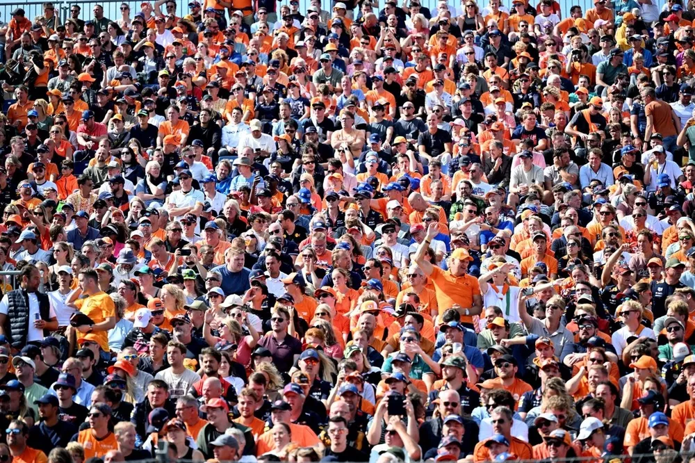 Fans vullen de tribunes
