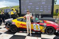 Casagrande 'gabarita' domingo e vence última prova da NASCAR Brasil no Velocitta