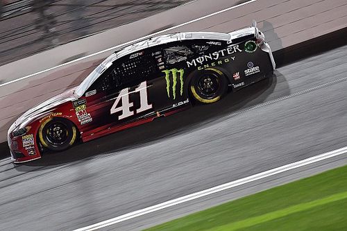 Kurt Busch gan&oacute; la primera etapa en Daytona 500