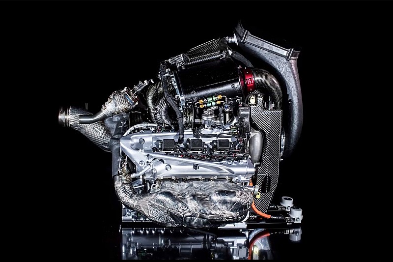 Red Bull lascia Renault: è ufficiale il passaggio nel 2019 ai motori Honda