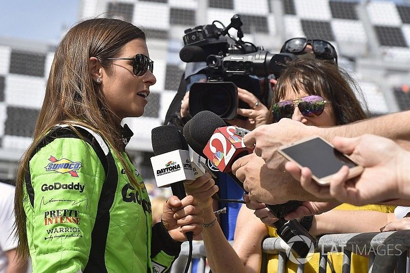 Danica Patrick, Premium Motorsports Chevrolet Camaro