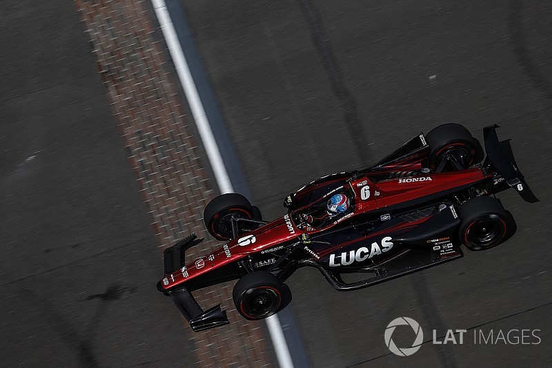 Video: Wickens choca en la práctica del lunes de Indy 500