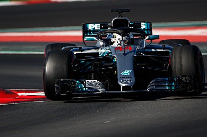 Mercedes, rakiplerini 'parti' modu için uyardı