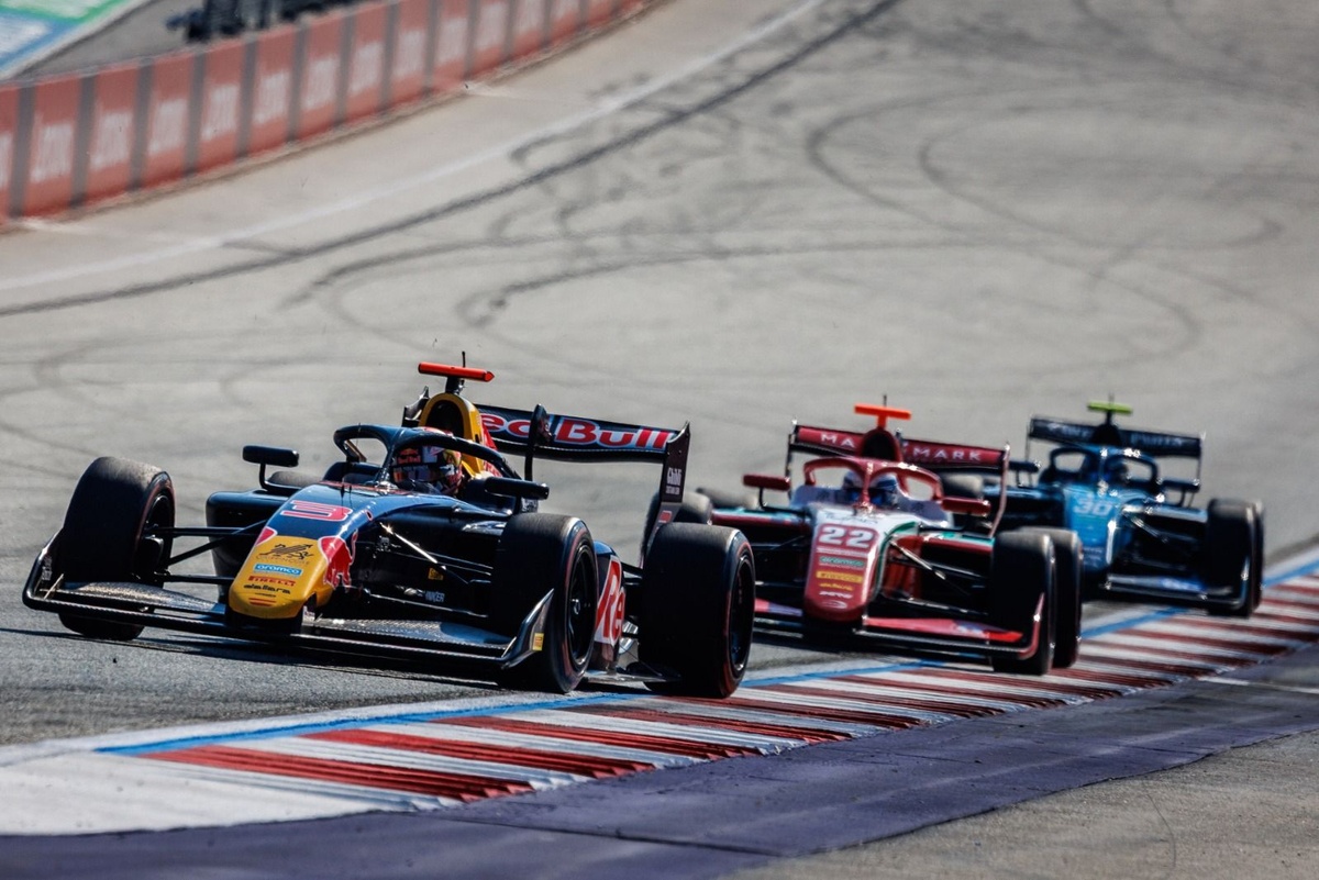 FIA F3 Silverstone: Rivera se clasifica 4° para la feature y Colnaghi en 14°