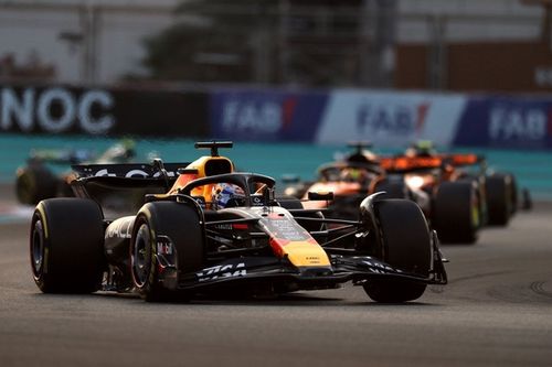 Verstappen sobre los test de Barcelona: "Estaremos m&aacute;s tiempo en el box que en pista"