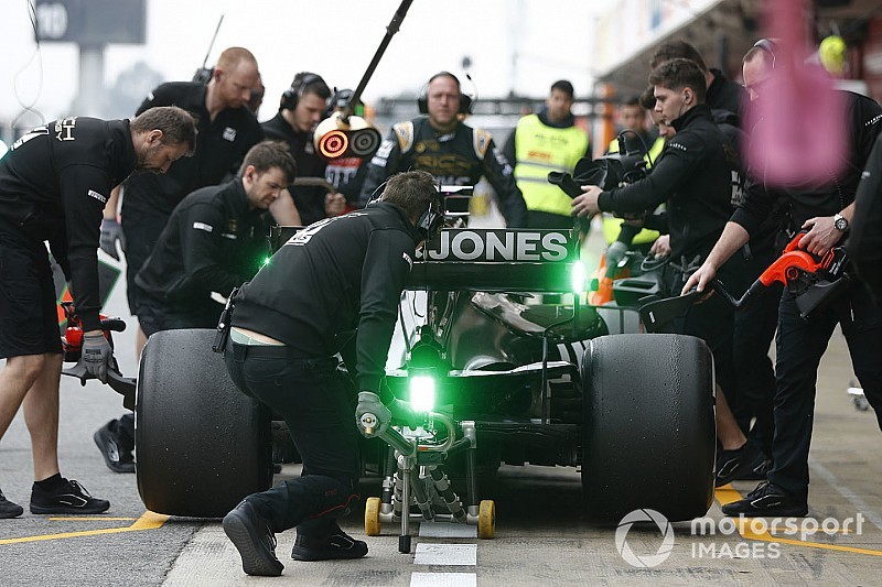 Trois pannes pour Haas, mais