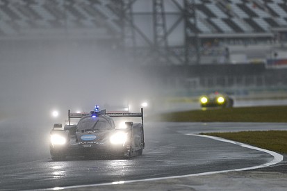 Alonso már akkor leállította volna a versenyt, amikor a második helyen haladt