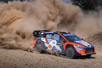 Hyundai manda en el Rally de Cerdeña y M-Sport sufre un triple abandono