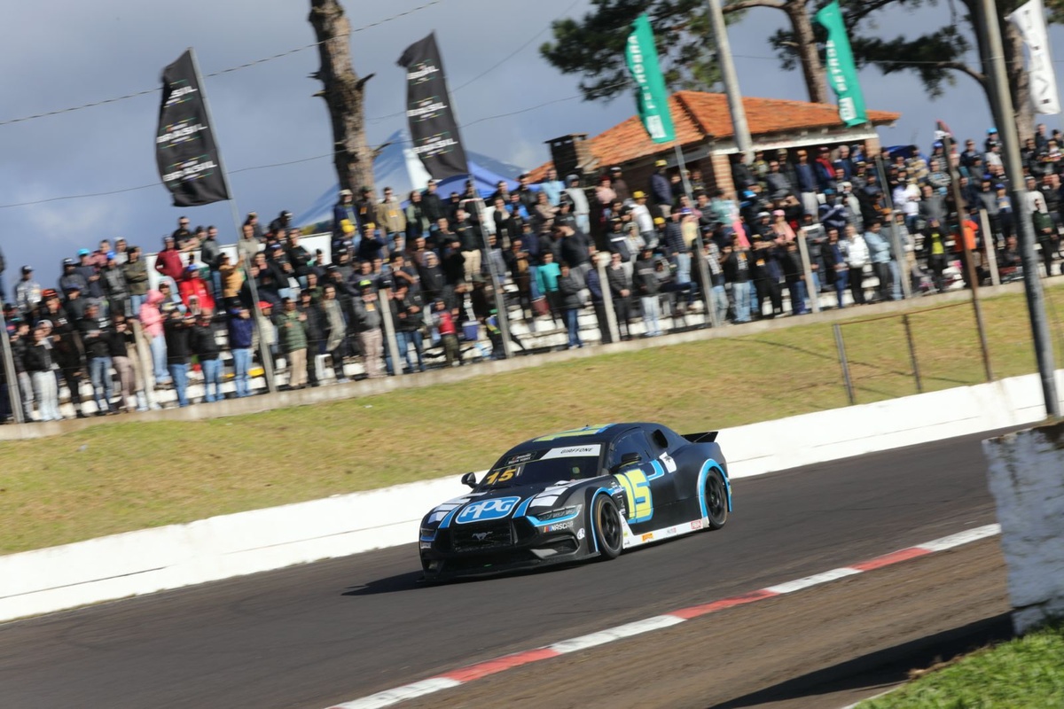 NASCAR Brasil: Tito Giaffone estreia na corrida noturna de Cascavel