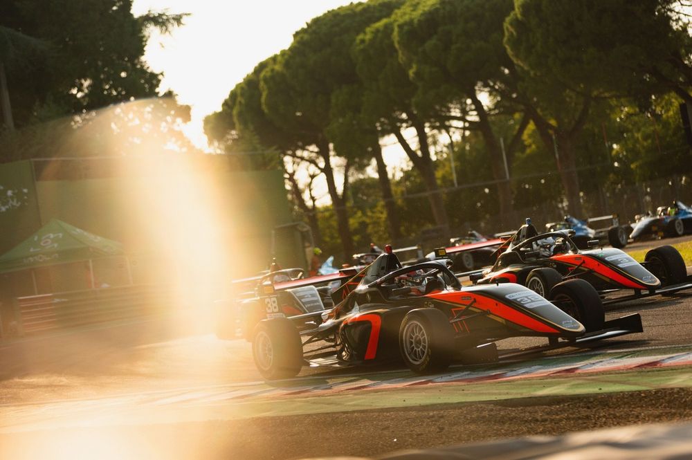 Aleksander Ruta, Van Amersfoort Racing