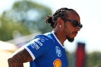 Hamilton qued&oacute; "estupefacto" al conocer su penalizaci&oacute;n para Monza