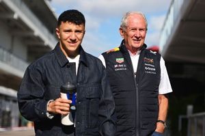 F1: Marko compara Hadjar a lendas como Senna e Schumacher