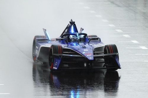 F-E: Vandoorne vence chuvosa corrida 1 de Tóquio; Di Grassi é 17º
