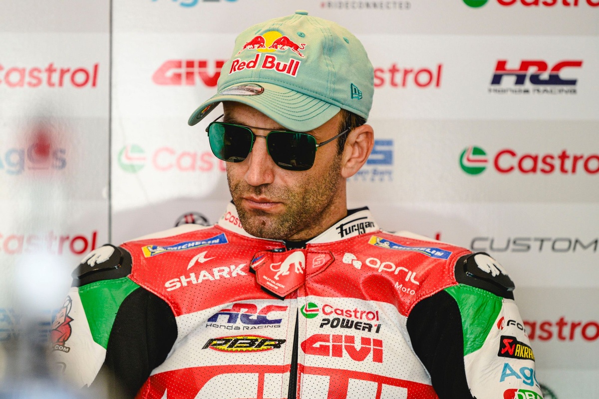 Zarco retired due to a "big mistake" in his tire choice.