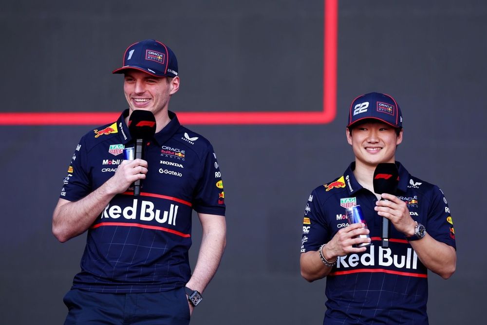 Max Verstappen, Red Bull Racing, Yuki Tsunoda, Red Bull Racing Team