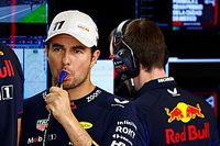 Horner, sobre Checo Pérez: "Tres en la curva uno no funciona"