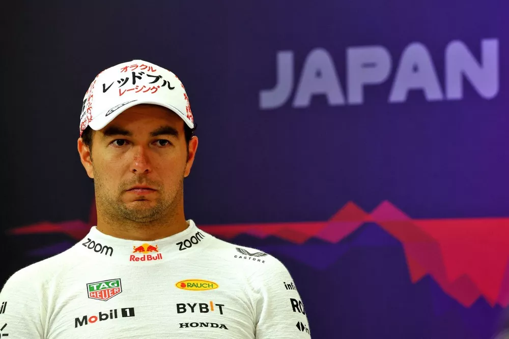 Sergio Perez, Red Bull Racing, 2&ordf; posi&ccedil;&atilde;o, na coletiva de imprensa