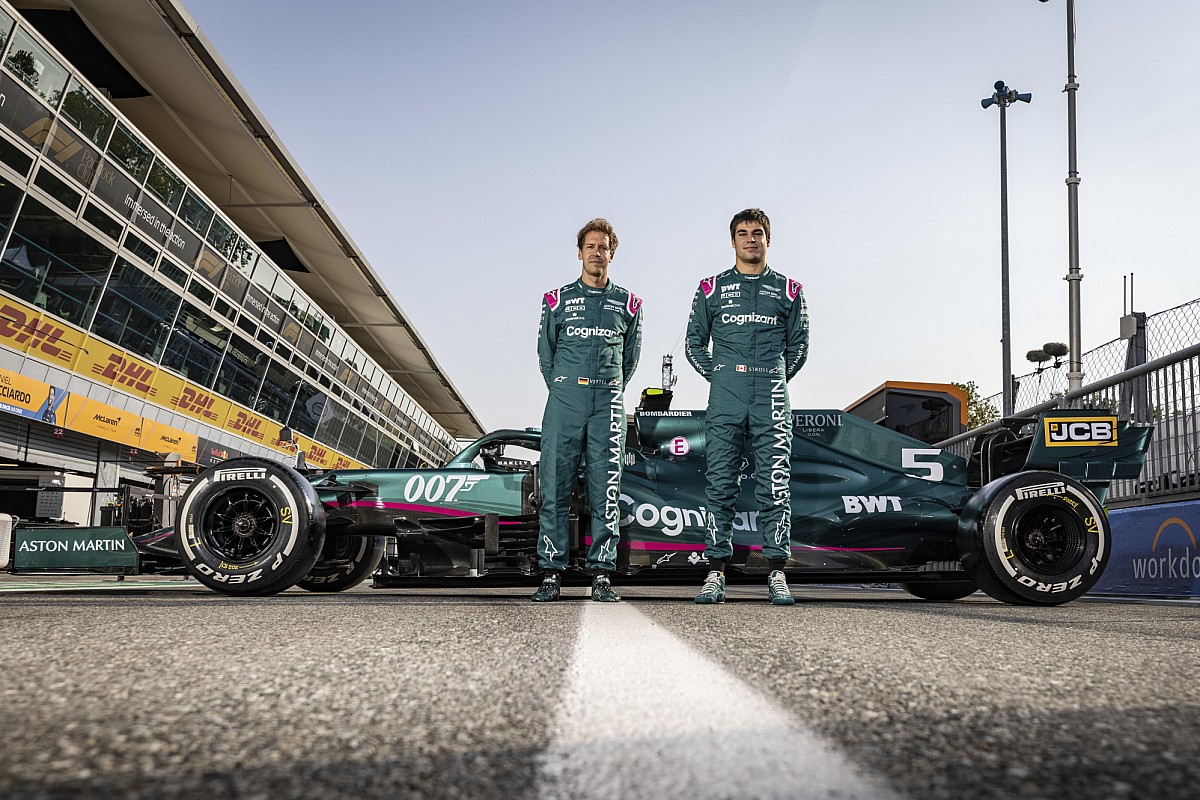 アストンマーチン、2022年もベッテル＆ストロールコンビを継続。規則一