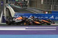 Por qu&eacute; Verstappen fue penalizado por su maniobra en la curva 1 con Piastri