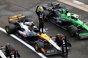 F1 12年ベテルワールドチャンピオンロズベルグ初優勝中国GPヒュルケンベルグ F1 12年ベテルワールドチャンピオンロズベルグ初優勝中国GP