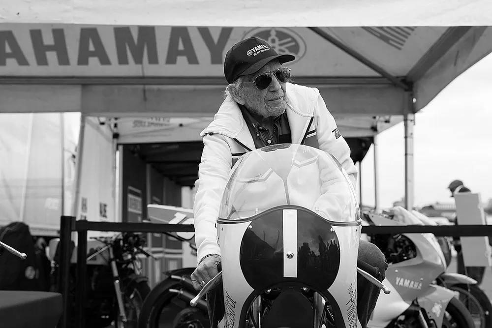Phil Read MBE, primer campe&oacute;n del mundo road racing de la historia de Yamaha