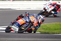 Moto3 Silverstone: Ortol&aacute;, pole de r&eacute;cord a rueda de Alonso, que saldr&aacute; 4&ordm;