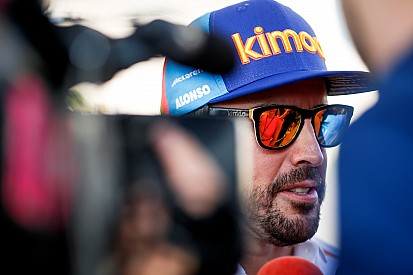 Alonso fél napot tesztelhet a 2019-es McLarennel Barcelonában?