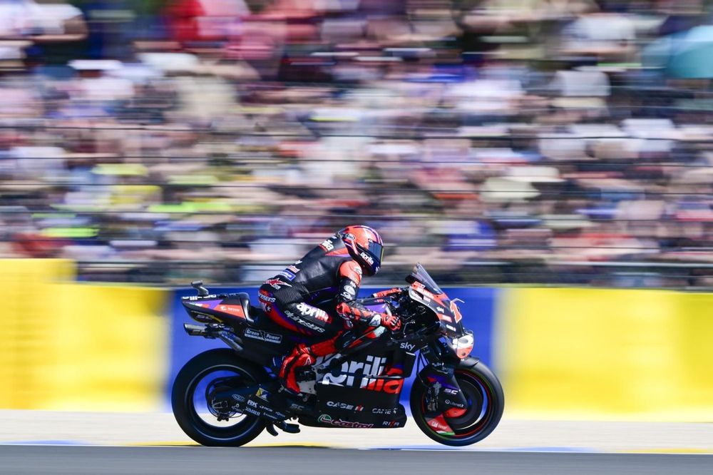 Maverick Vi&ntilde;ales, Aprilia Racing Team