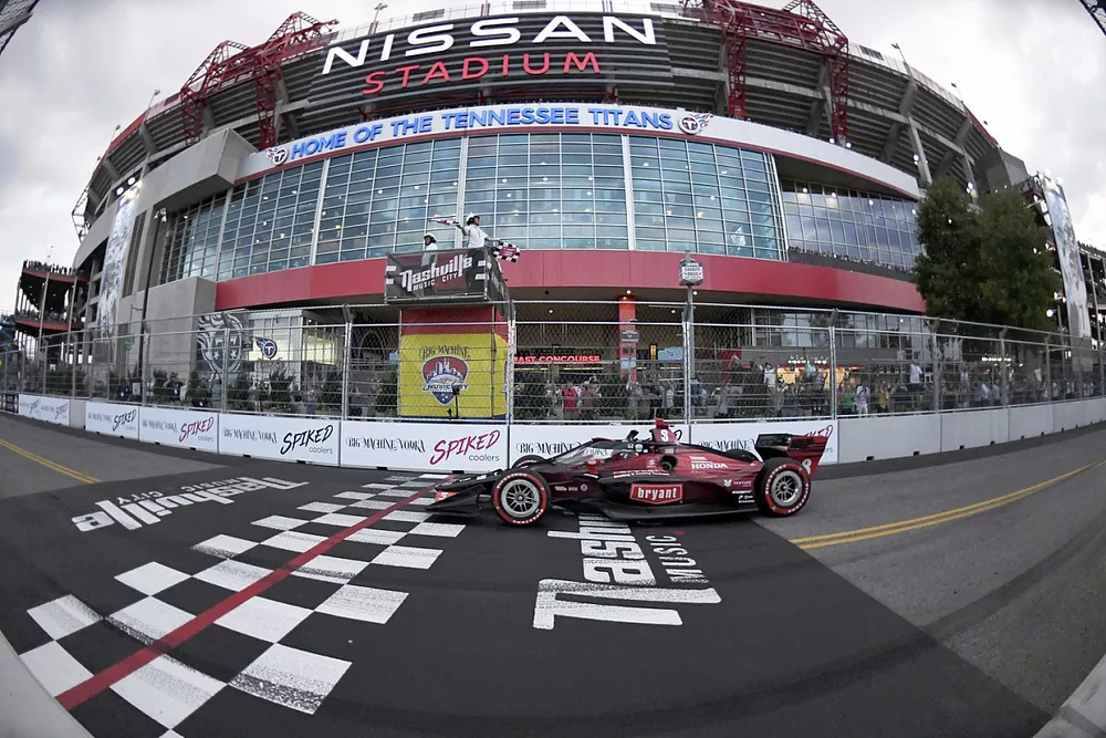 Race winner Marcus Ericsson, Chip Ganassi Racing