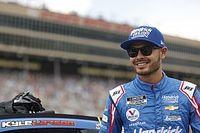 Hendrick extiende el contrato de Larson hasta finales de 2023