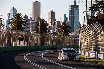 Van Gisbergen "felt like a punching bag" in Albert Park finale