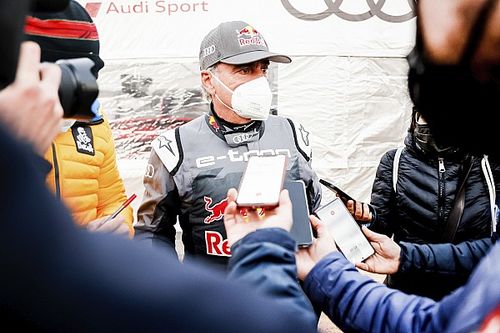 Sainz: "Este triunfo es un hito m&aacute;s en el proceso de este coche"