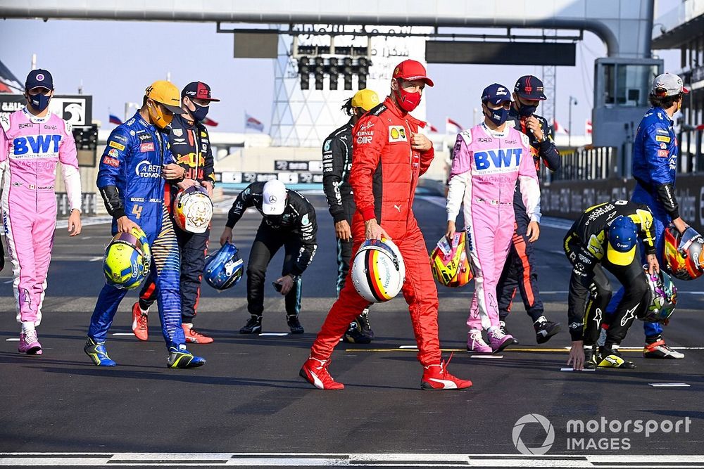 Foto de grupo de los pilotos al final de la temporada