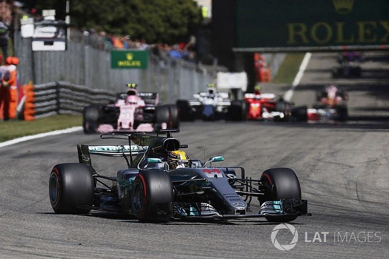 Lewis Hamilton, Mercedes AMG F1 W08, Esteban Ocon, Sahara Force India F1 VJM10, Lance Stroll, Willia