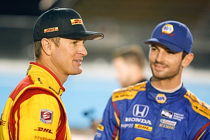 Hunter-Reay going for wins but ready to help Rossi title bid
