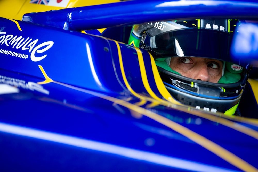 460417_1185097_am1t0050__1_