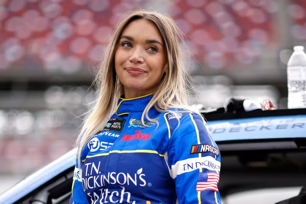 Kevin Harvick on Natalie Decker: "I don't like to see a mockery made out of  what our sport is"
