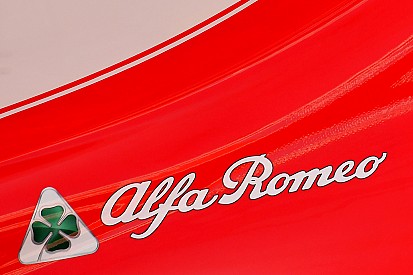 Команду Sauber переименовали в Alfa Romeo Racing