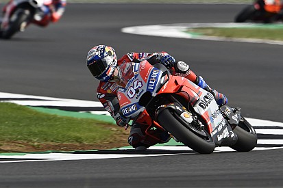 MotoGP Silverstone FP2: Dovizioso stürmt an die Spitze