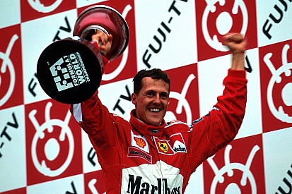 GALERÍA: Schumacher pone fin al ayuno de títulos de Ferrari en el 2000