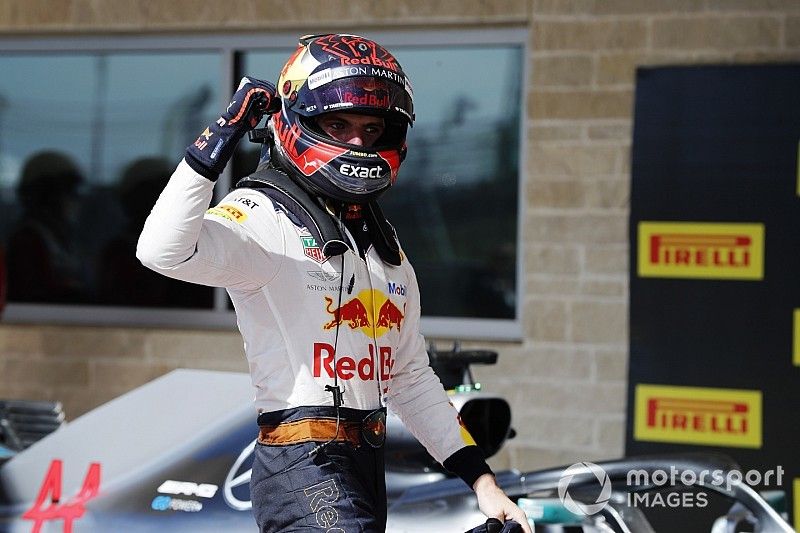 Max Verstappen, Red Bull Racing, celebra despu&eacute;s de tomar la segunda posici&oacute;n