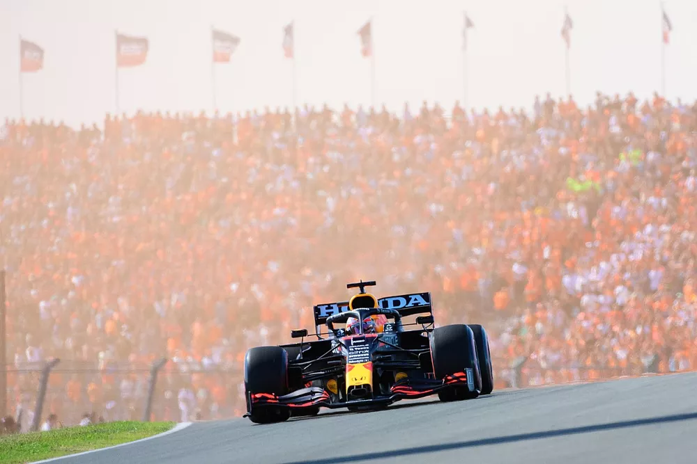 Max Verstappen, Red Bull Racing RB16B