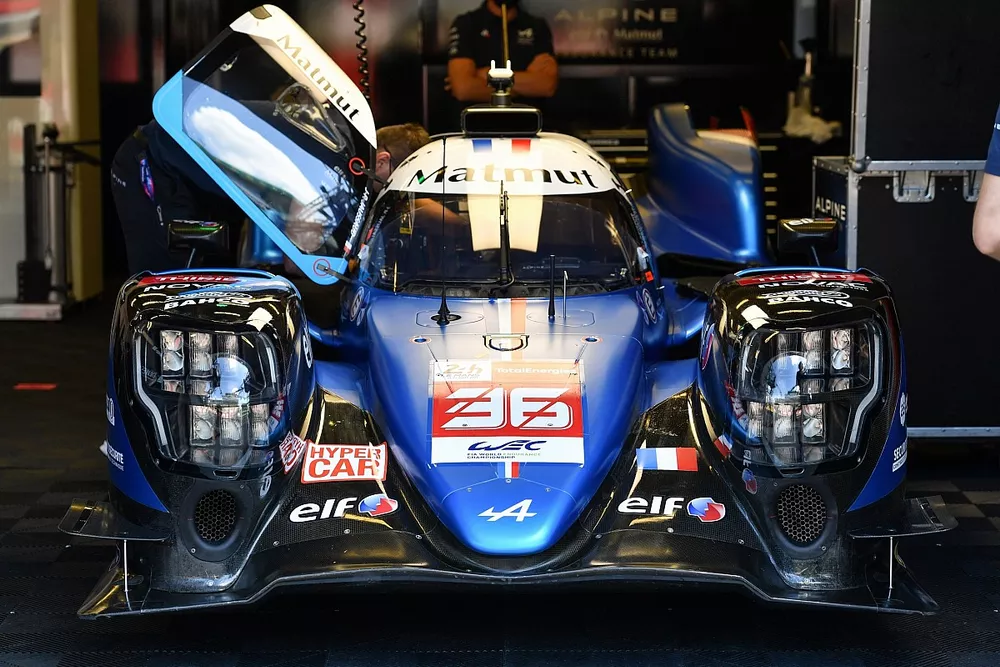 #36 Alpine Elf Matmut Alpine A480 - Gibson Hypercar, Andre Negrao, Nicolas Lapierre, Matthieu Vaxiviere