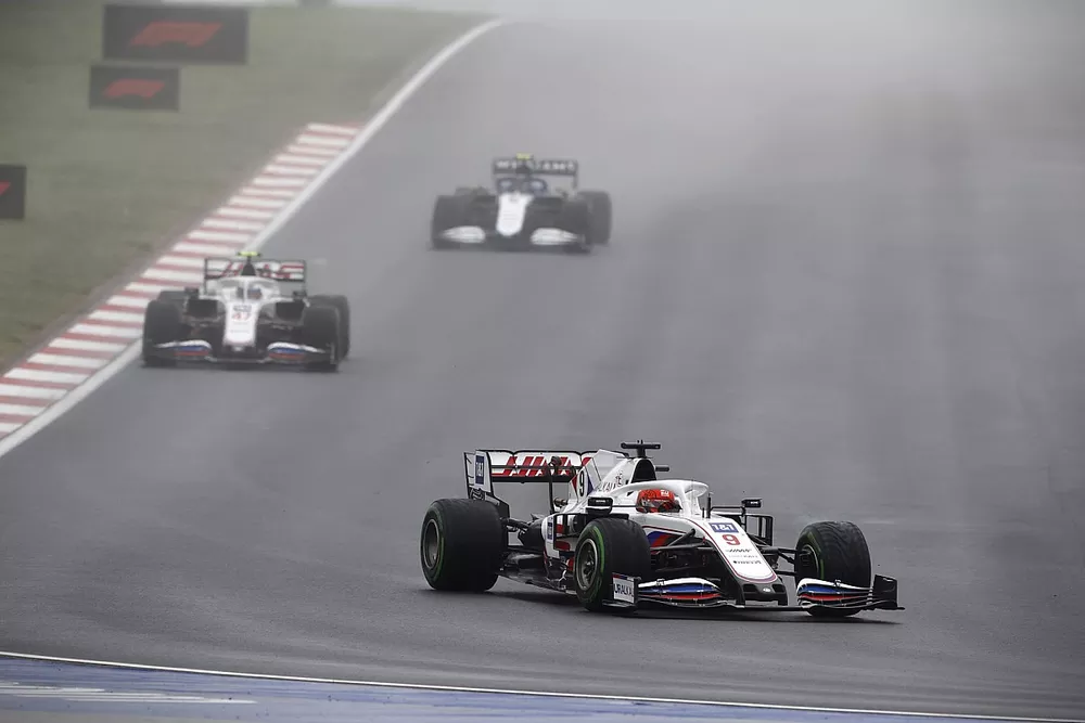 Nikita Mazepin, Haas VF-21, Mick Schumacher, Haas VF-21, Nicholas Latifi, Williams FW43B