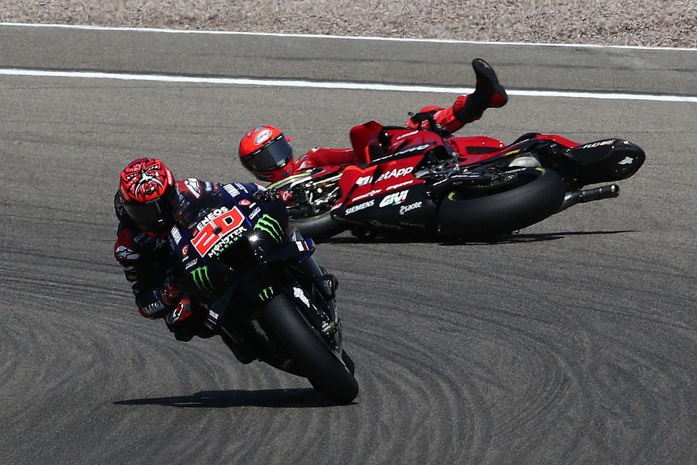 Fabio Quartararo, Yamaha Factory Racing , Francesco Bagnaia, Ducati Team crash

