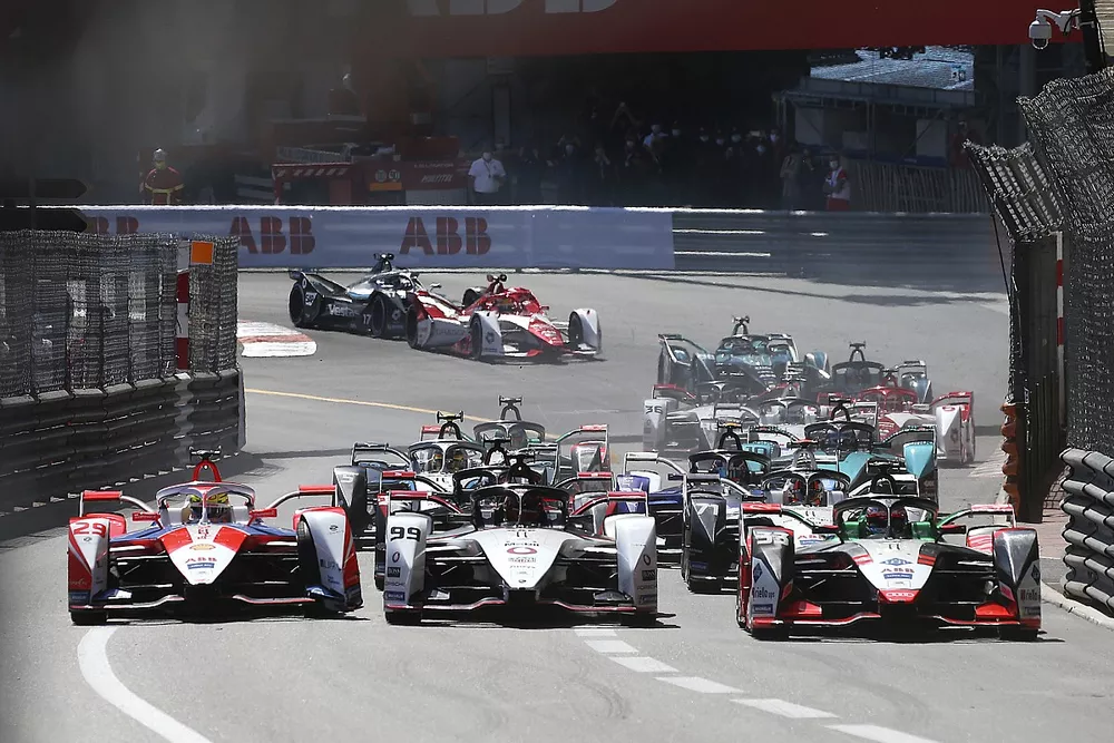 Alexander Sims, Mahindra Racing, Mahindra M7Electro, Pascal Wehrlein, TAG Heuer Porsche, Porsche 99X Electric, Ren&eacute; Rast, Audi Sport ABT Schaeffler, Audi e-tron FE07